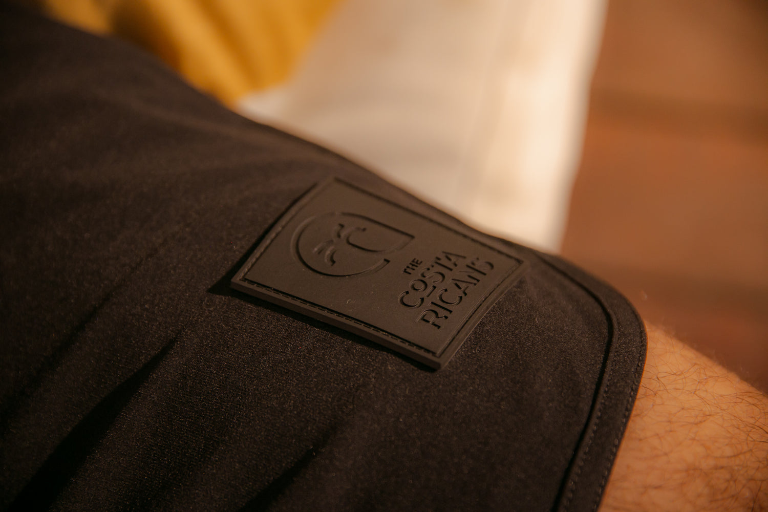 Sombra Térmica — Tropical Hybrid Boardshort — TCR Aquatech™ Technical Nylon