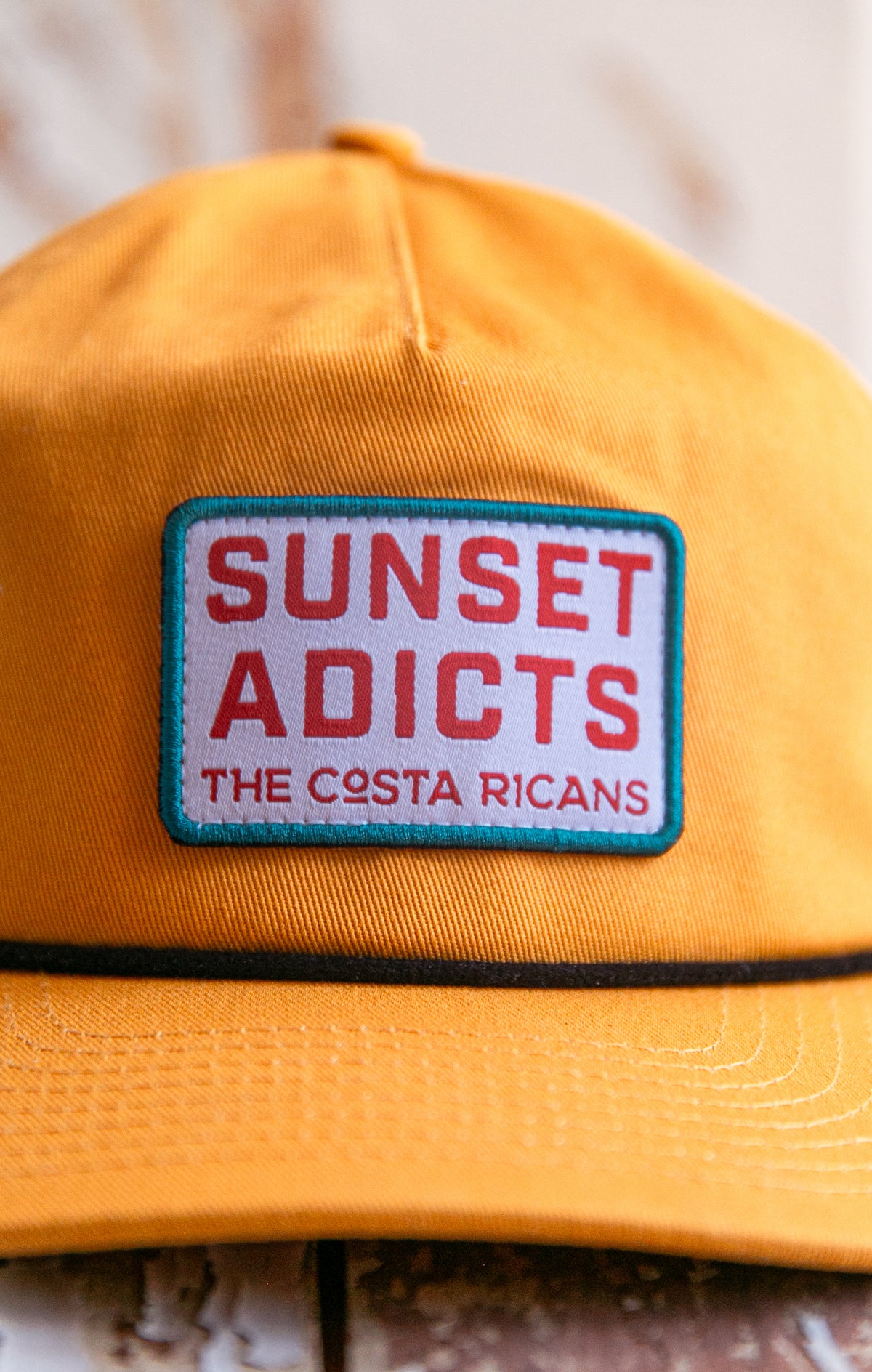 Sunset Adicts Retro-Cap