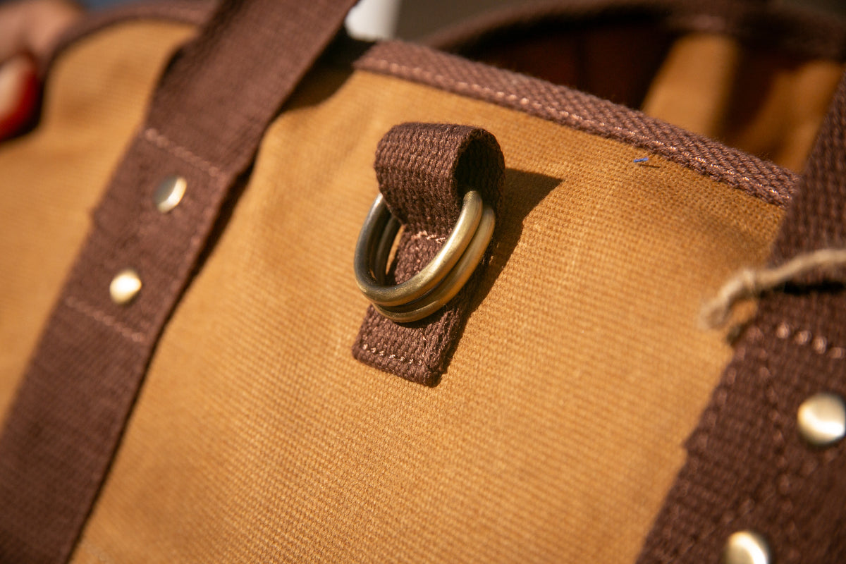 Bosque Seco XL Tote Bag