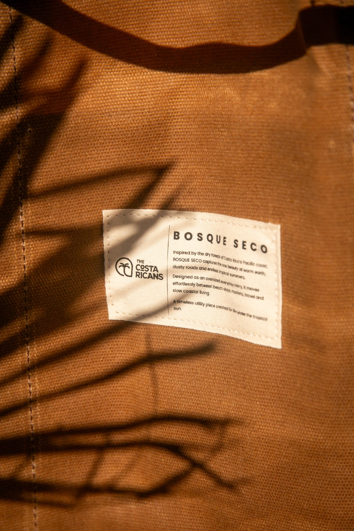 Bosque Seco XL Tote Bag