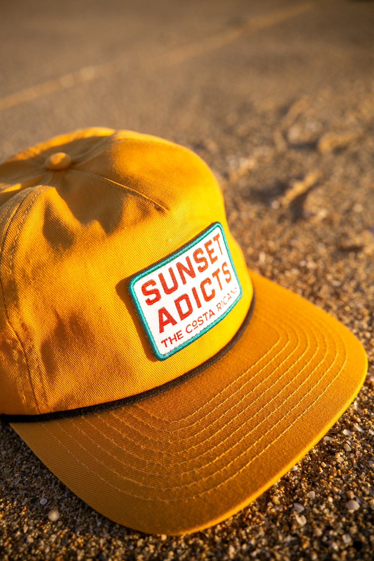 Sunset Adicts Retro-Cap
